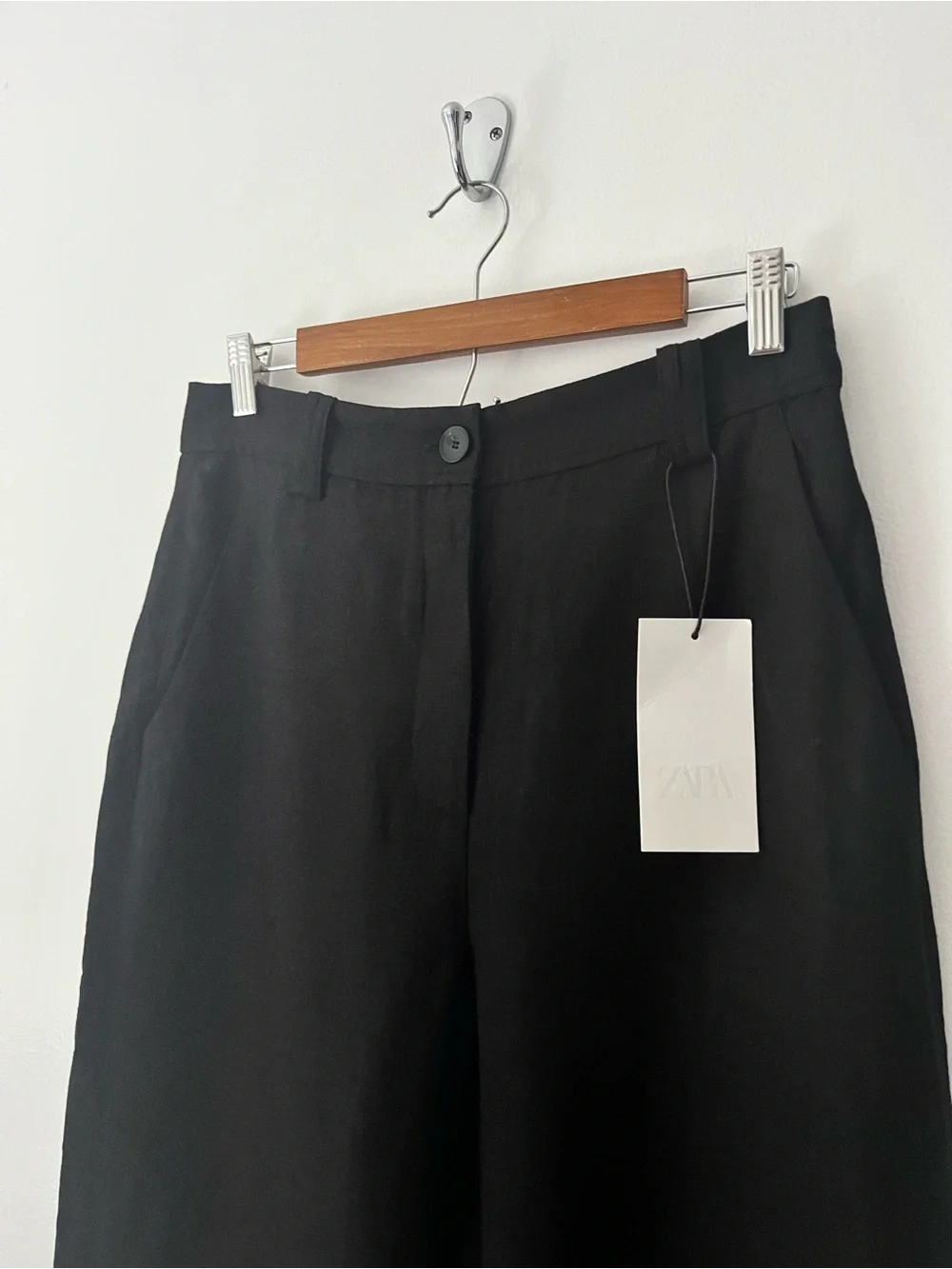NEW Zara Collection Embroidered Floral Culotte Wide Leg Black Linen Pants Medium